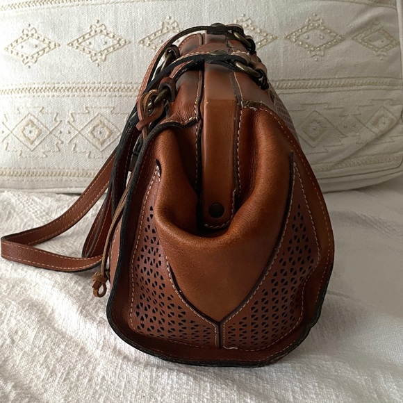 🎉 NEW LISTING Patricia Nash Brown Satchel Doctor Bag Large Shoulder Bag - Picture 5 of 15